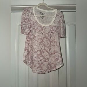 Source Unknown Pink Snake-Print Short Sleeve Scoop Neck Tee